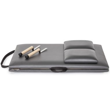 Elina Pilates Folding Mat with Handles - in-use shot demonstrating mat usage with handle support
