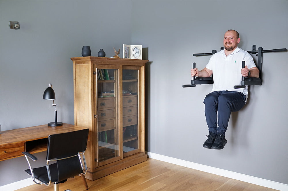 BenchK D8 in lower dip bar position