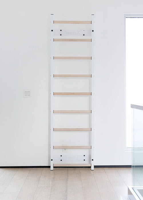 BenchK WH+S8 wall holder – White official view 4