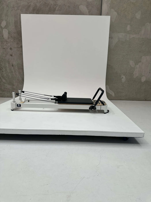 The Core Collab Queen 2.0 Studio Pilates Reformer